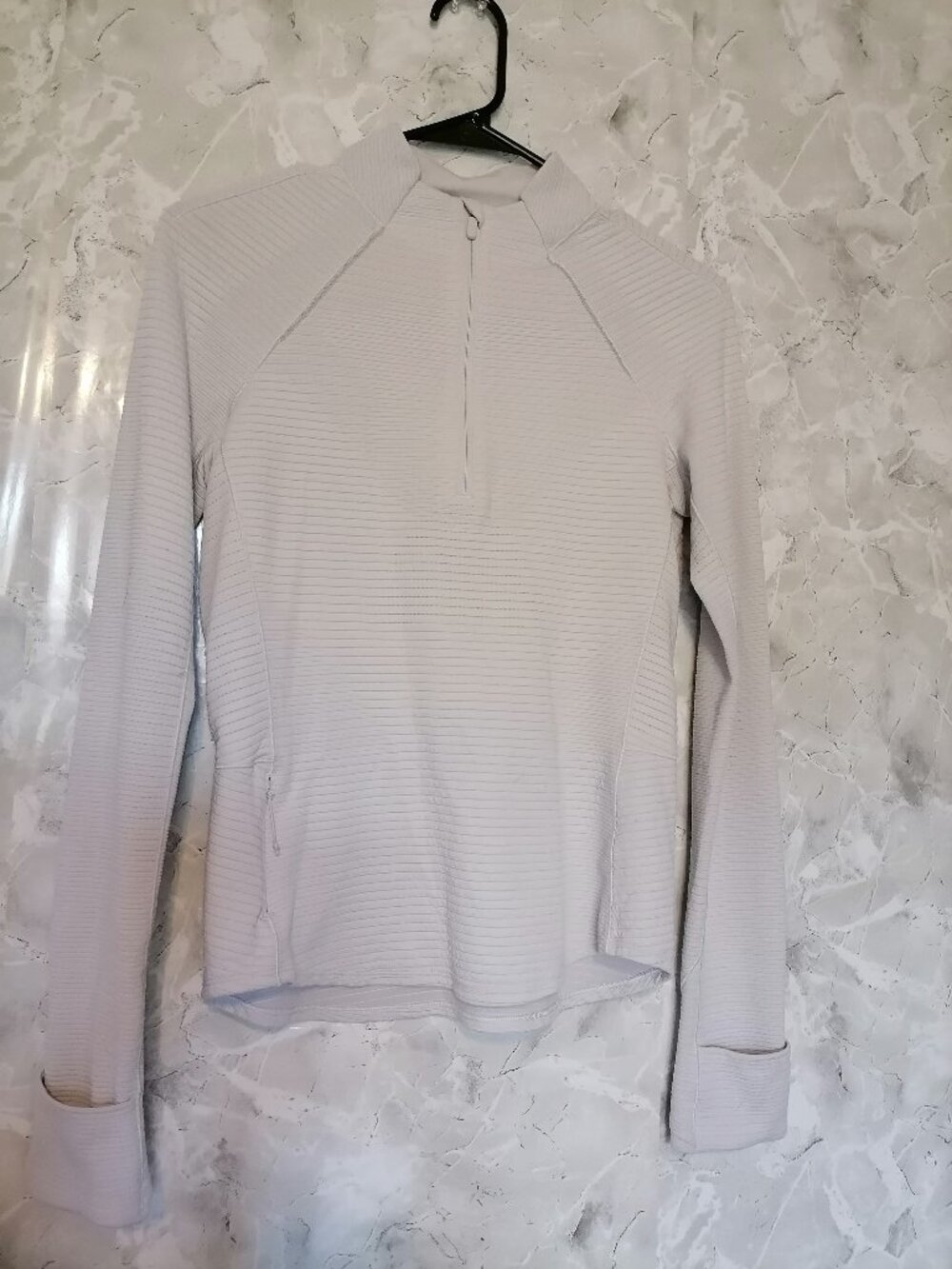 Lululemon Ventscape Half-Zip Long Sleeve Size 6 color gray